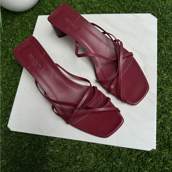 NEOUS Mannia Leather Strappy Heel Sandals EU size
40.5 US 10 $500. - Picture 7 of 16